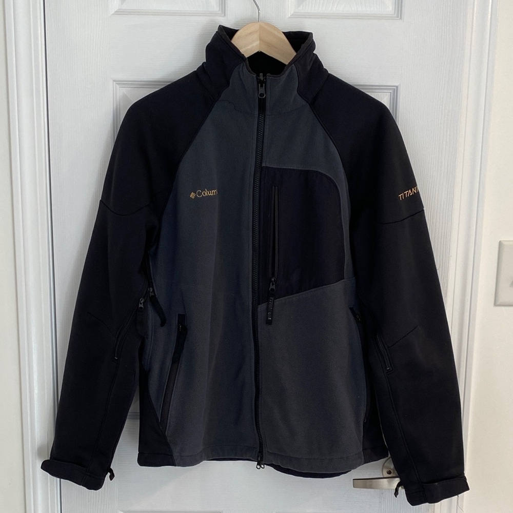 Men's Columbia Black and Dark Gray Softshell Jacket Size L